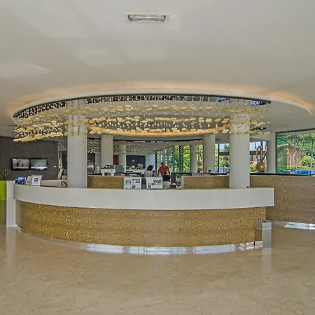 Tower Plaza Hotel 5*